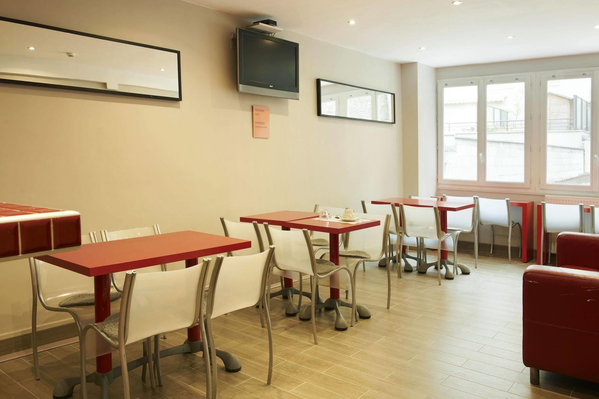 Hotel Montmartre Clignancourt Paris Luaran gambar