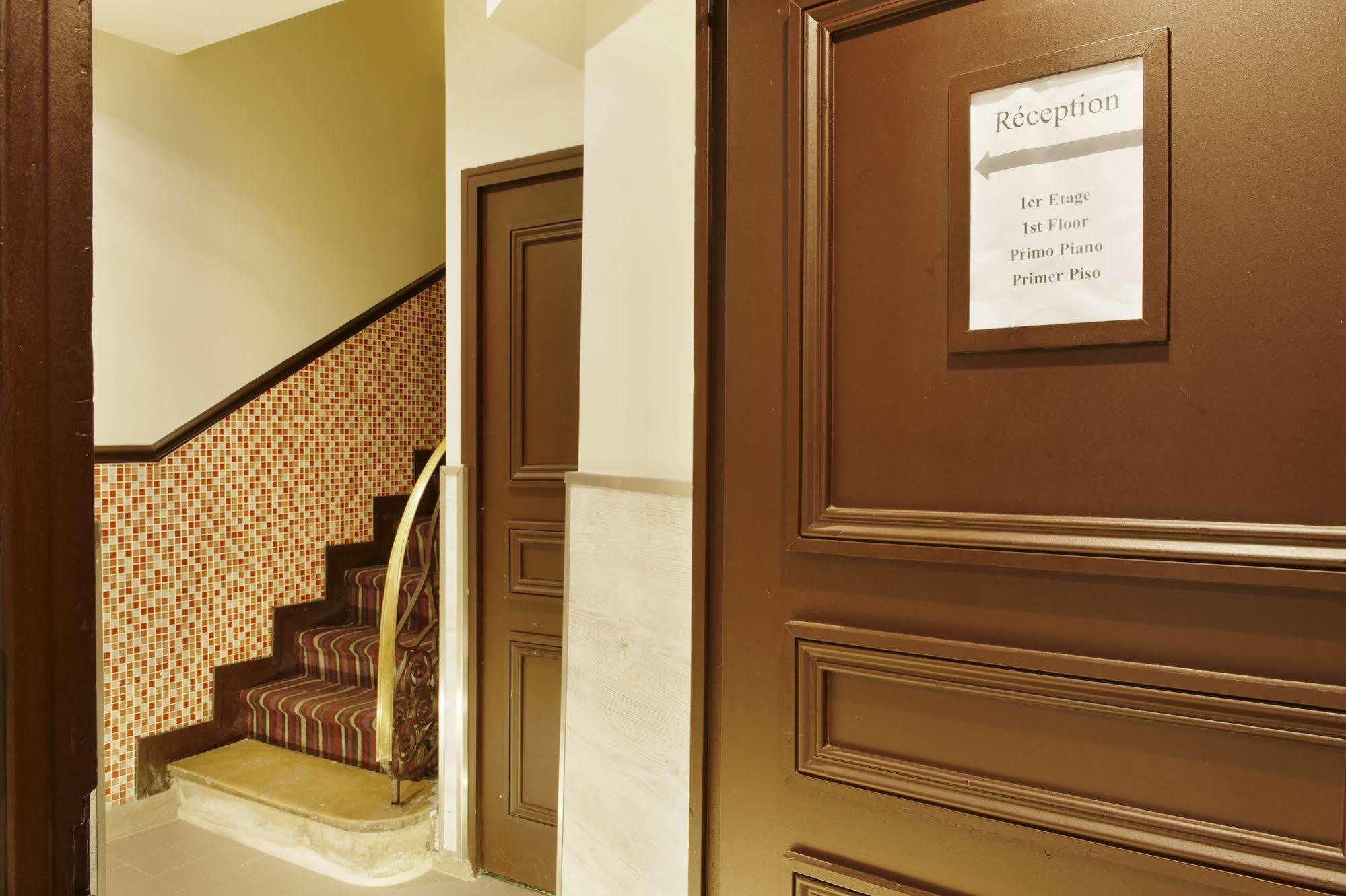 Hotel Montmartre Clignancourt Paris Luaran gambar